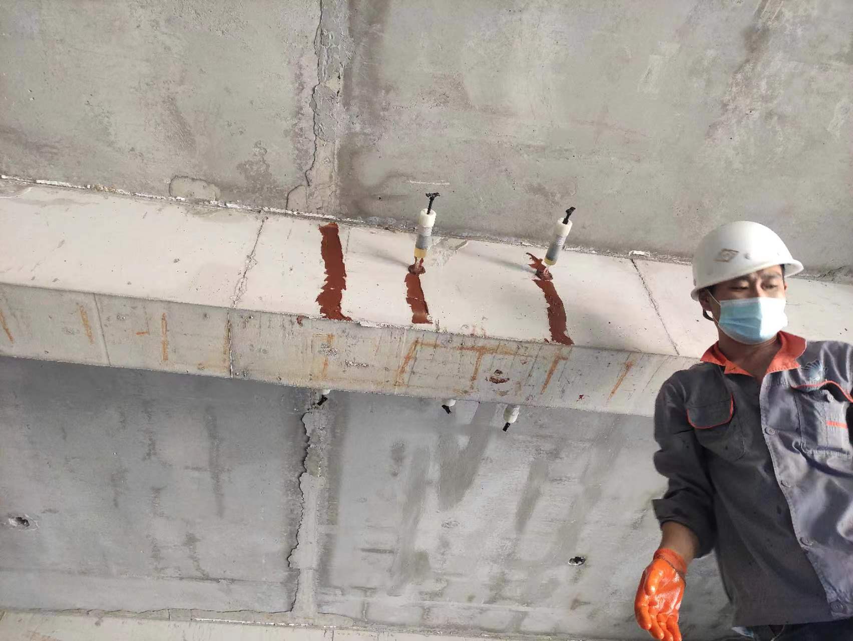荆州房屋结构加固中裂缝怎么修复